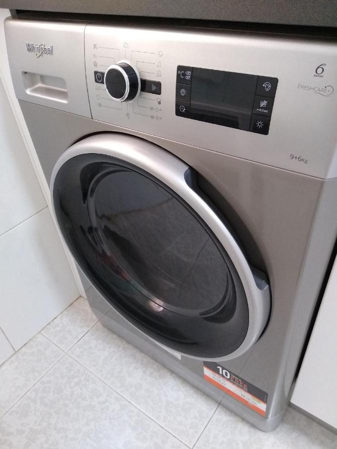 Madrid Center Room Private 7 Minutes Or 4 Metro Stops Εξωτερικό φωτογραφία